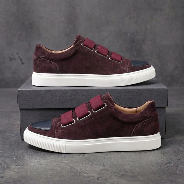 NOVAIRE SNEAKERS