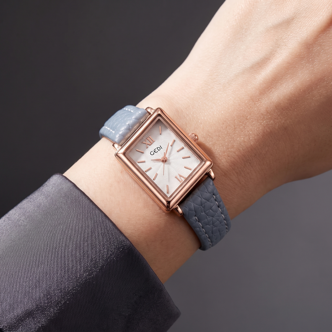 ESMEREL WATCH